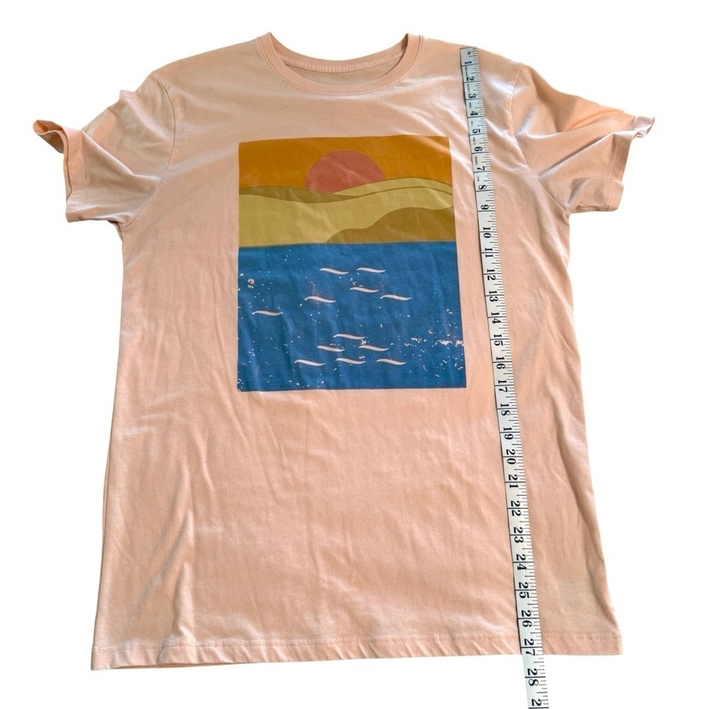 Goodfellow & Co Peach Men’s T-Shirt With Sunset Graphic Size Medium - Picture 6 of 7